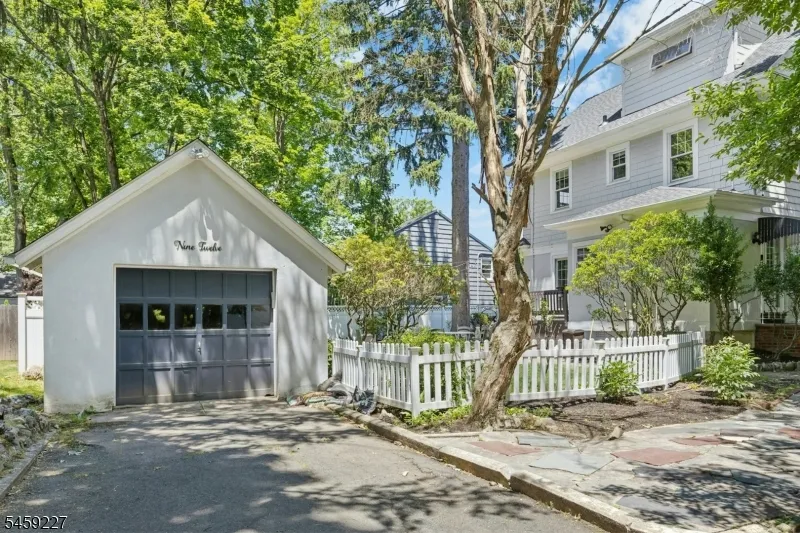 912 Rahway Ave Westfield Town, NJ 07090