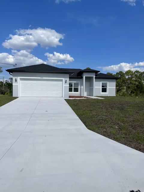 322 Mangonia Avenue