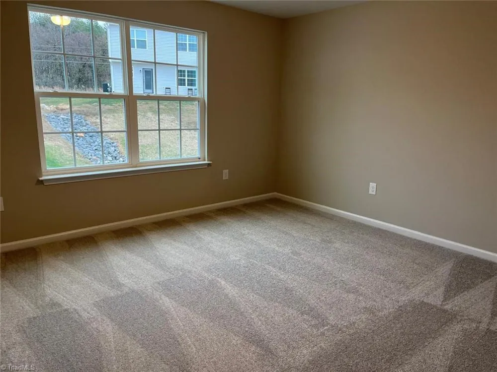 4032 Winding Vine Lane Greensboro, NC 27410