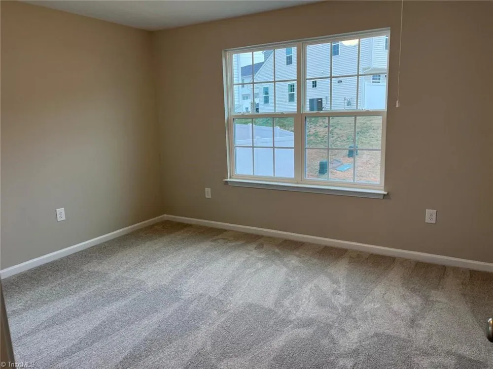 4032 Winding Vine Lane Greensboro, NC 27410