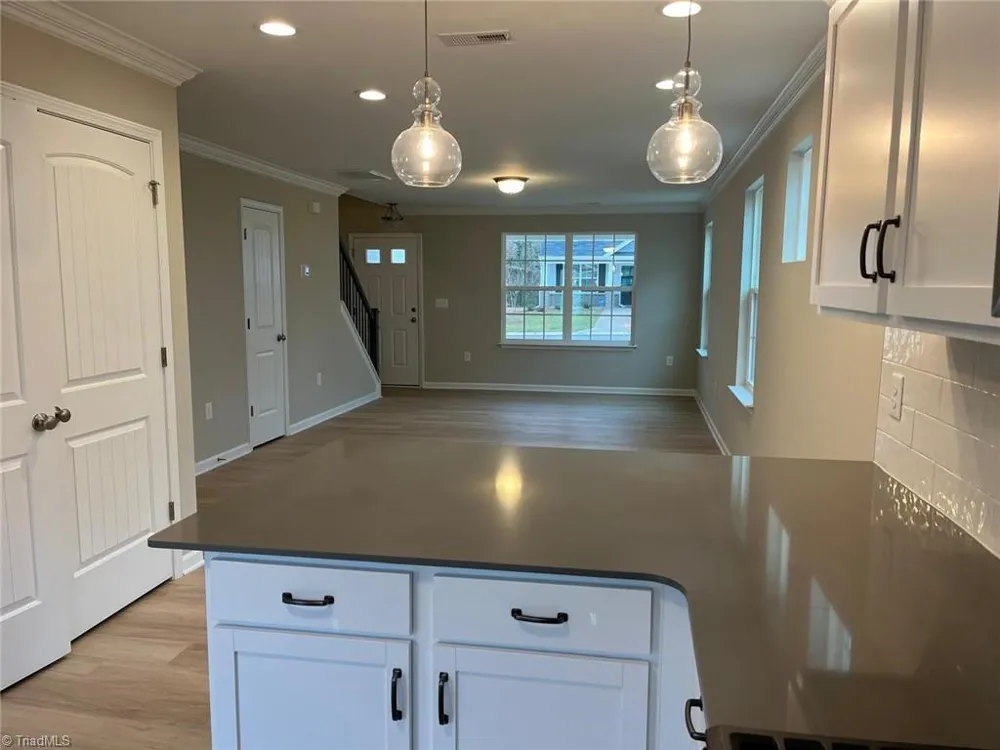 4032 Winding Vine Lane Greensboro, NC 27410