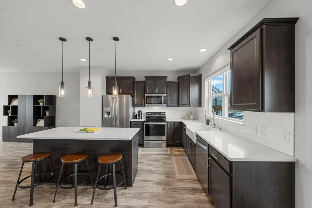 665 Satori Way Chaska, MN 55318