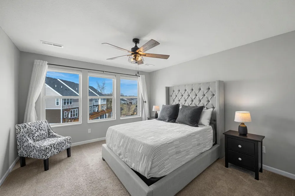 665 Satori Way Chaska, MN 55318