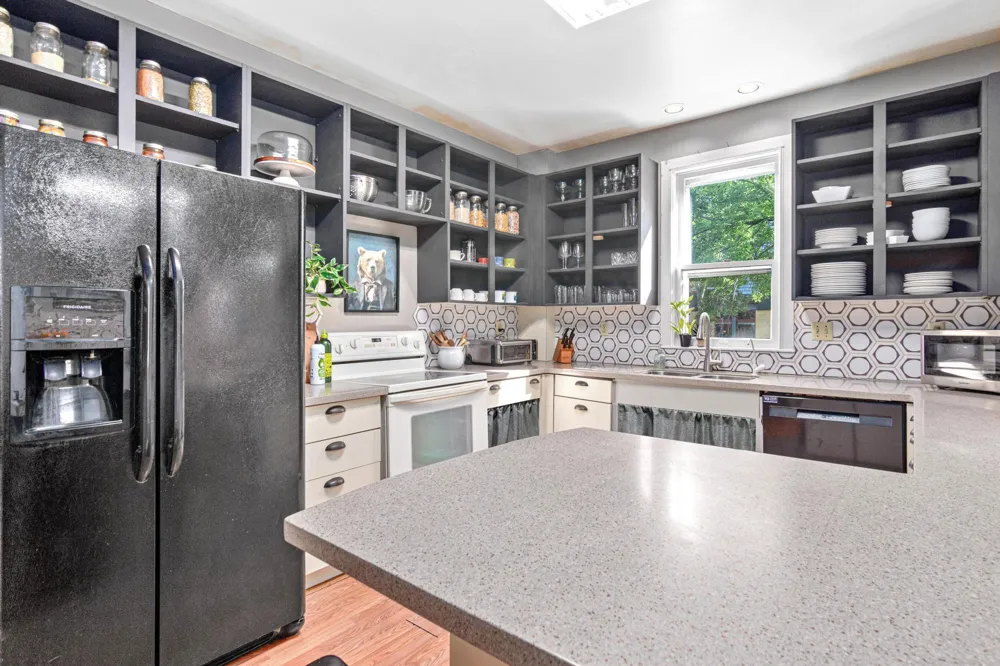 742 Holly Avenue Saint Paul, MN 55104