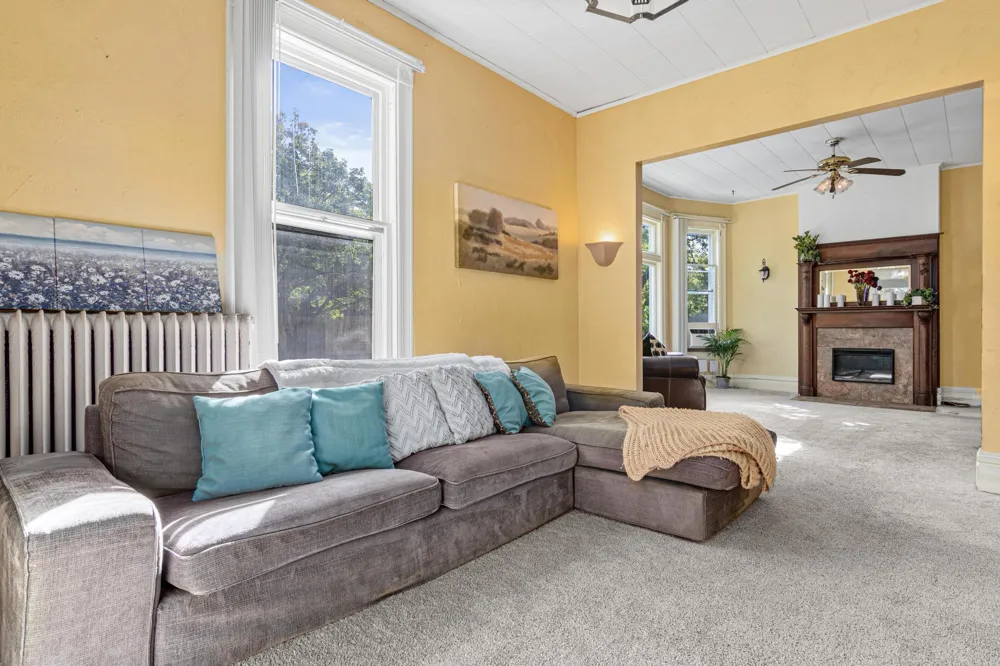 742 Holly Avenue Saint Paul, MN 55104