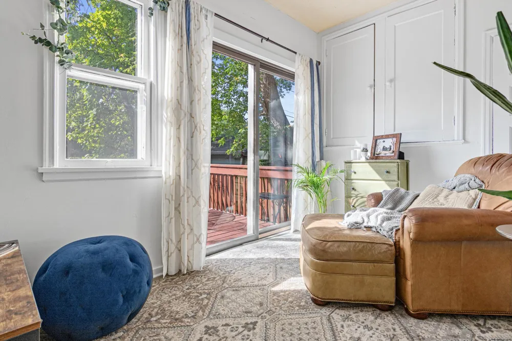 742 Holly Avenue Saint Paul, MN 55104