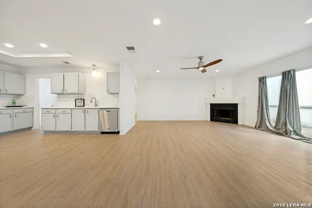 12915 Hunters Moon San Antonio, TX 78249