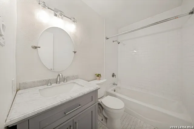 12915 Hunters Moon San Antonio, TX 78249