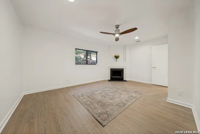 12915 Hunters Moon San Antonio, TX 78249