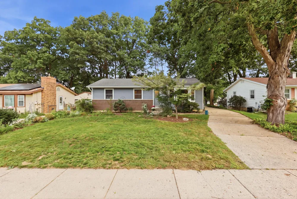 2513 Windview Street SW Wyoming, MI 49519