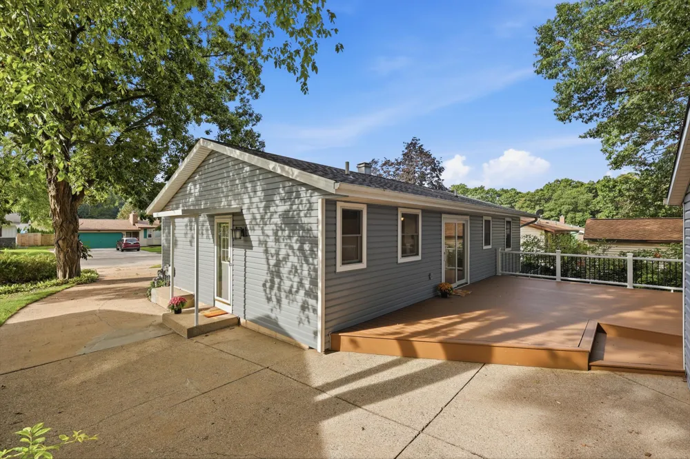 2513 Windview Street SW Wyoming, MI 49519