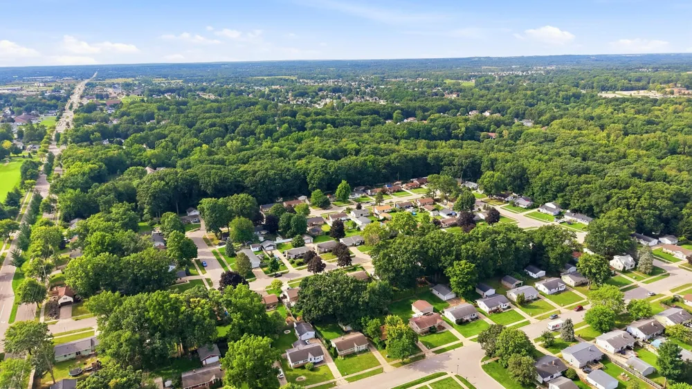 2513 Windview Street SW Wyoming, MI 49519