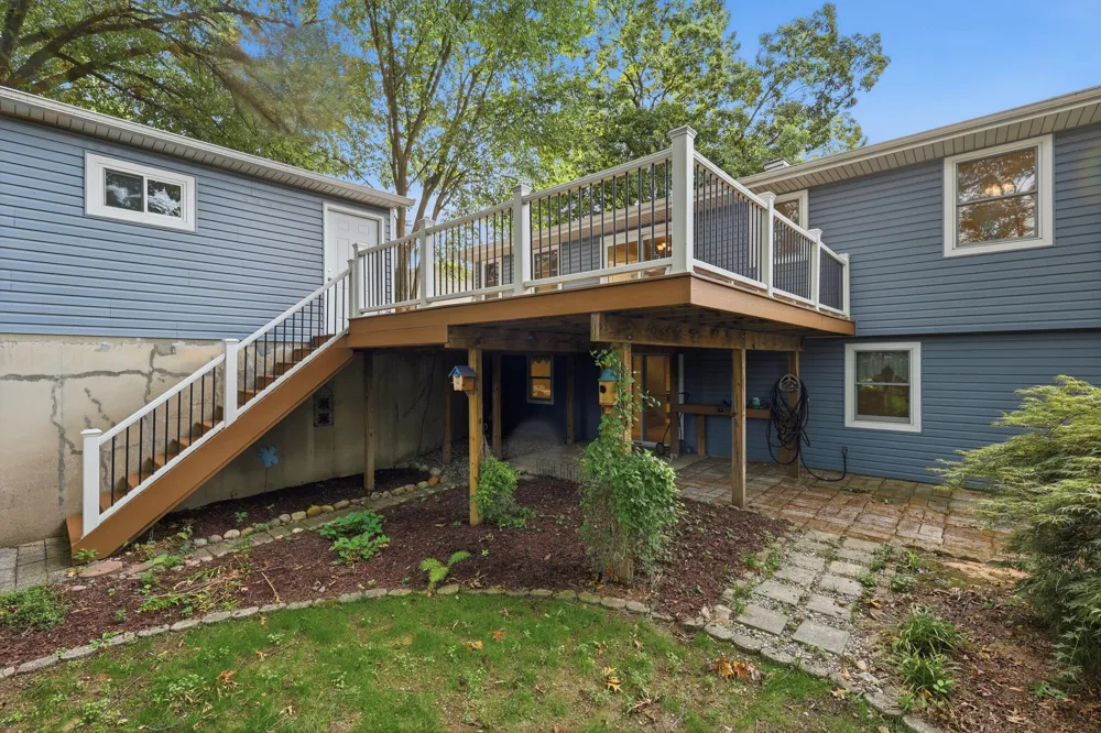2513 Windview Street SW Wyoming, MI 49519