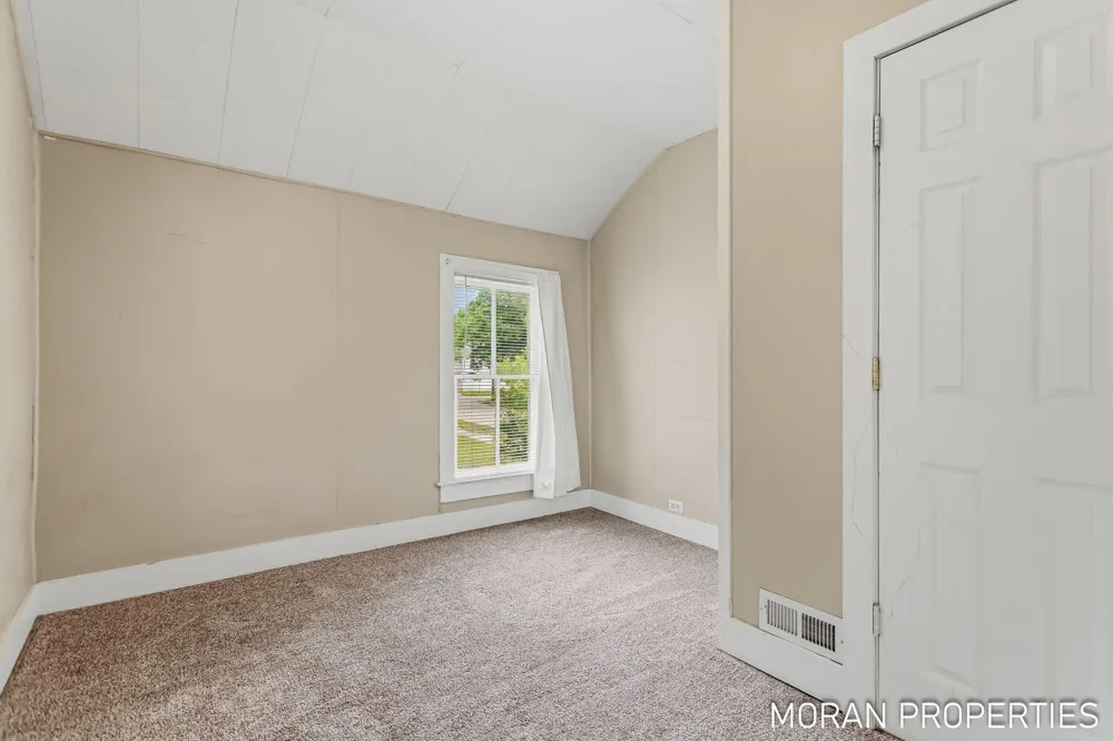 215 2nd Avenue Big Rapids, MI 49307