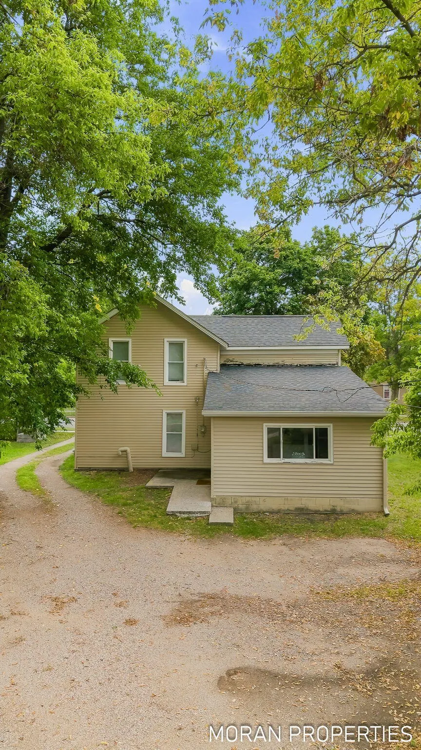 215 2nd Avenue Big Rapids, MI 49307