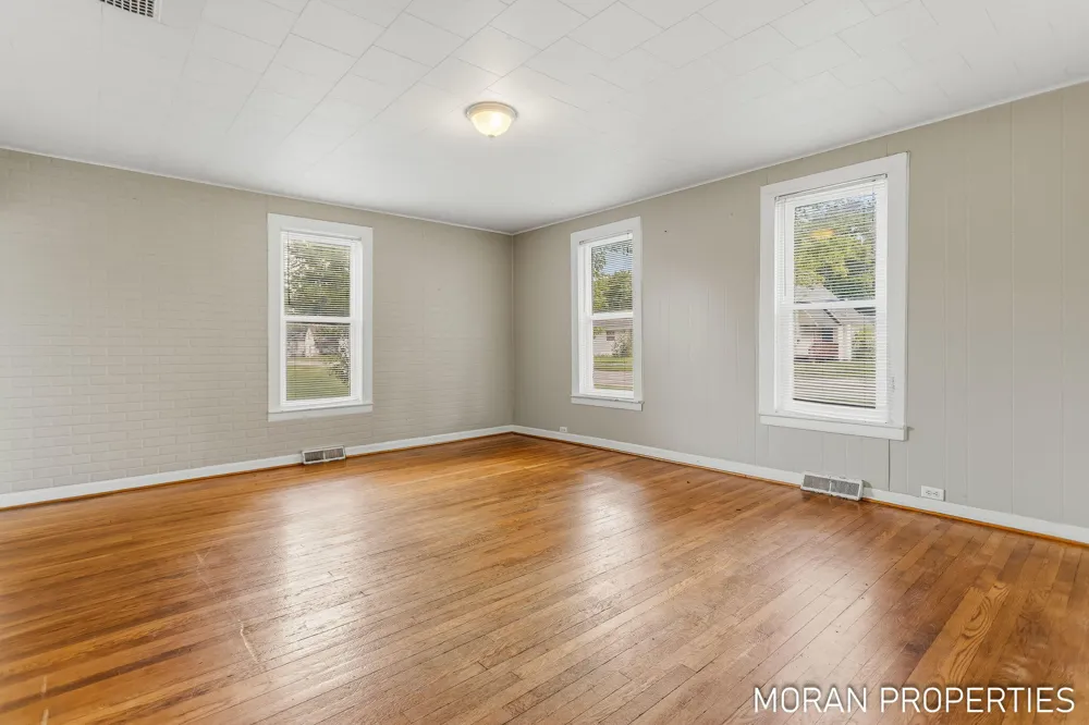 215 2nd Avenue Big Rapids, MI 49307