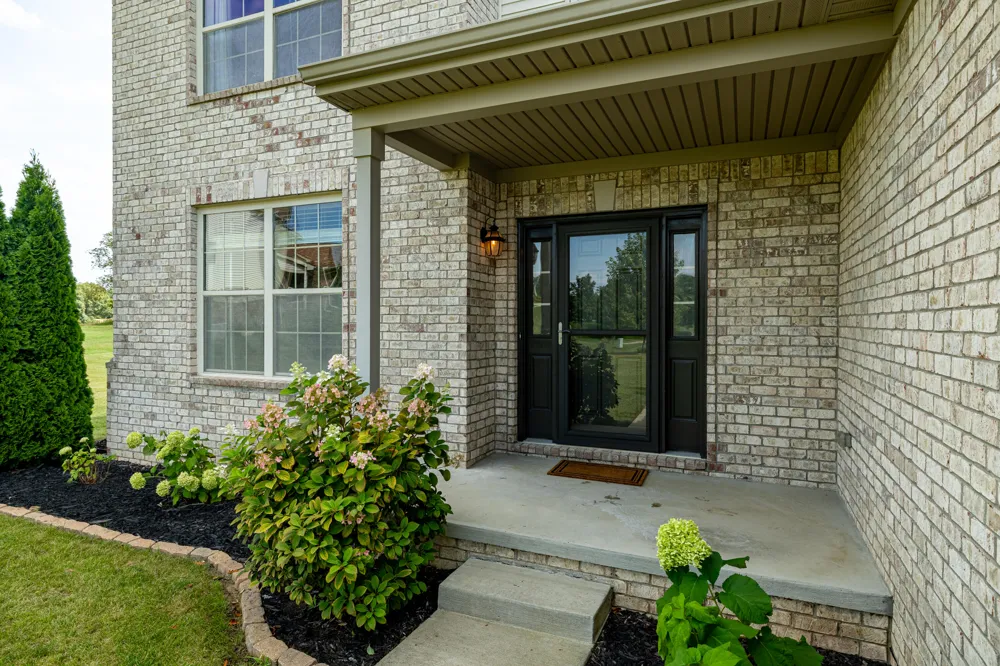 672 Meadow Hill Road Saline, MI 48176