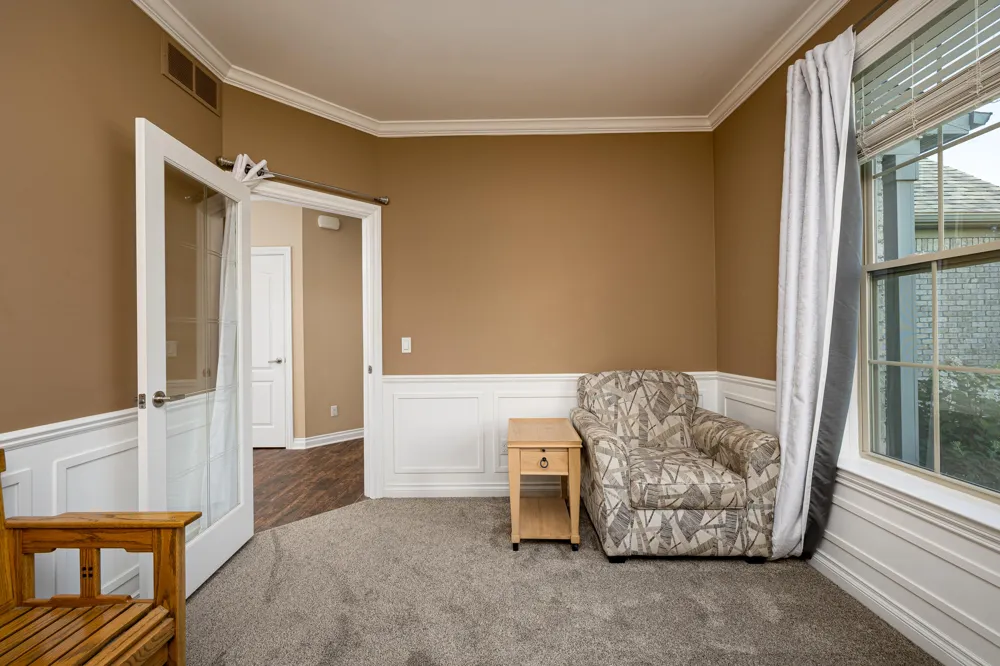 672 Meadow Hill Road Saline, MI 48176
