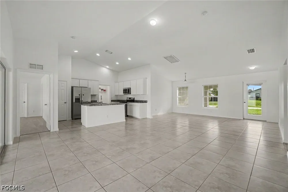 NW 7th Avenue Cape Coral, FL 33993