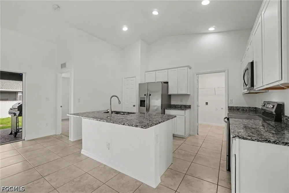 NW 7th Avenue Cape Coral, FL 33993