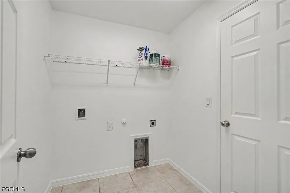 NW 7th Avenue Cape Coral, FL 33993