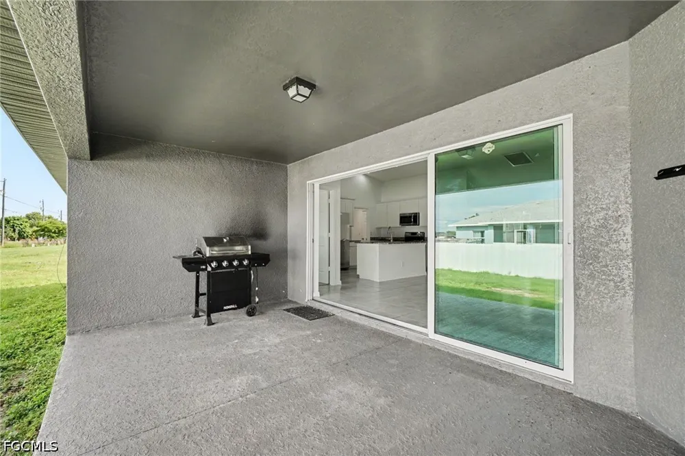 NW 7th Avenue Cape Coral, FL 33993