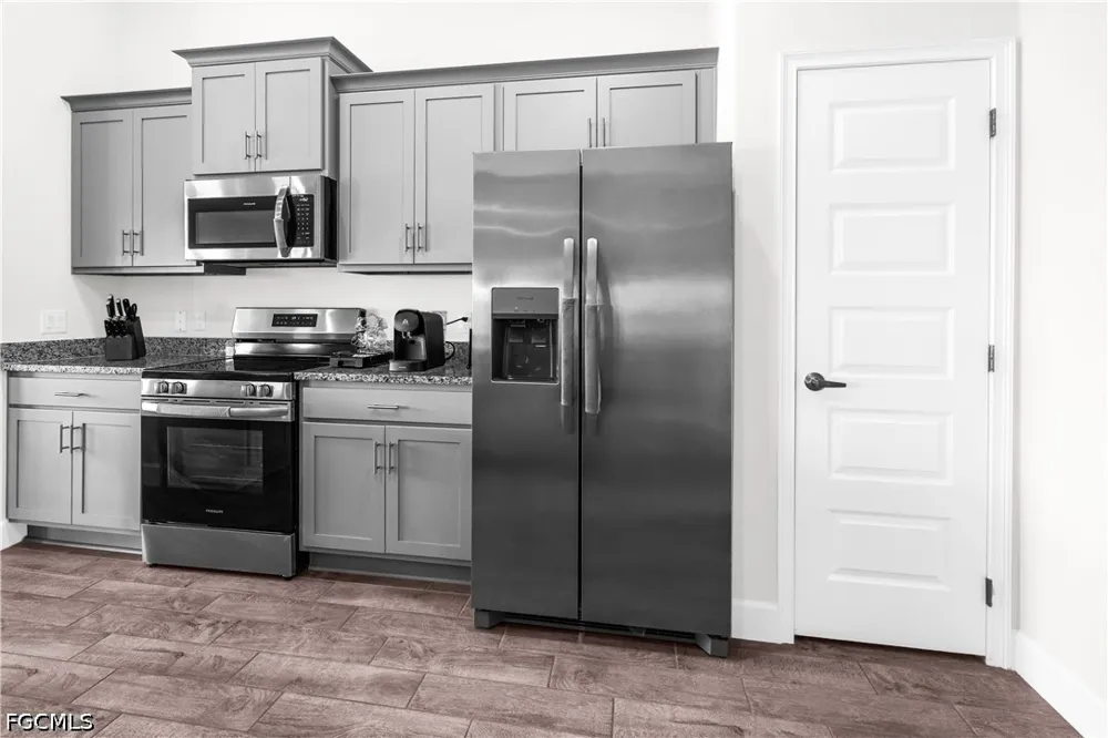 NW 9th Street Cape Coral, FL 33993