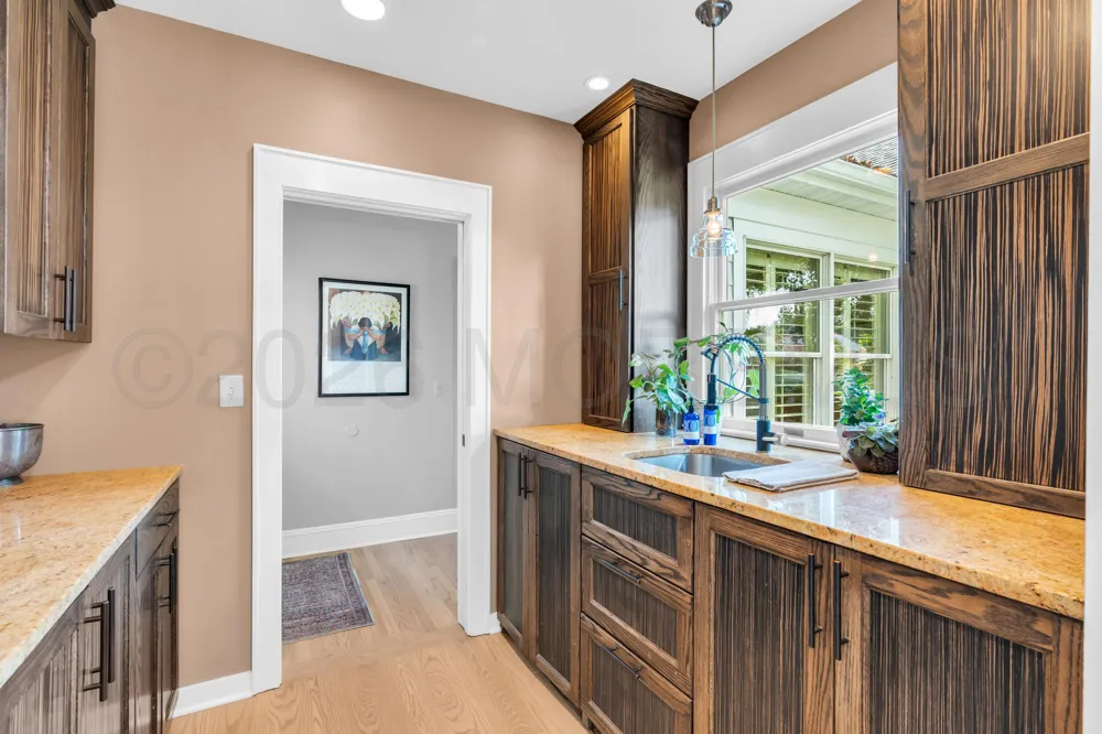 206 Monmouth Avenue Atlantic Highlands, NJ 07716