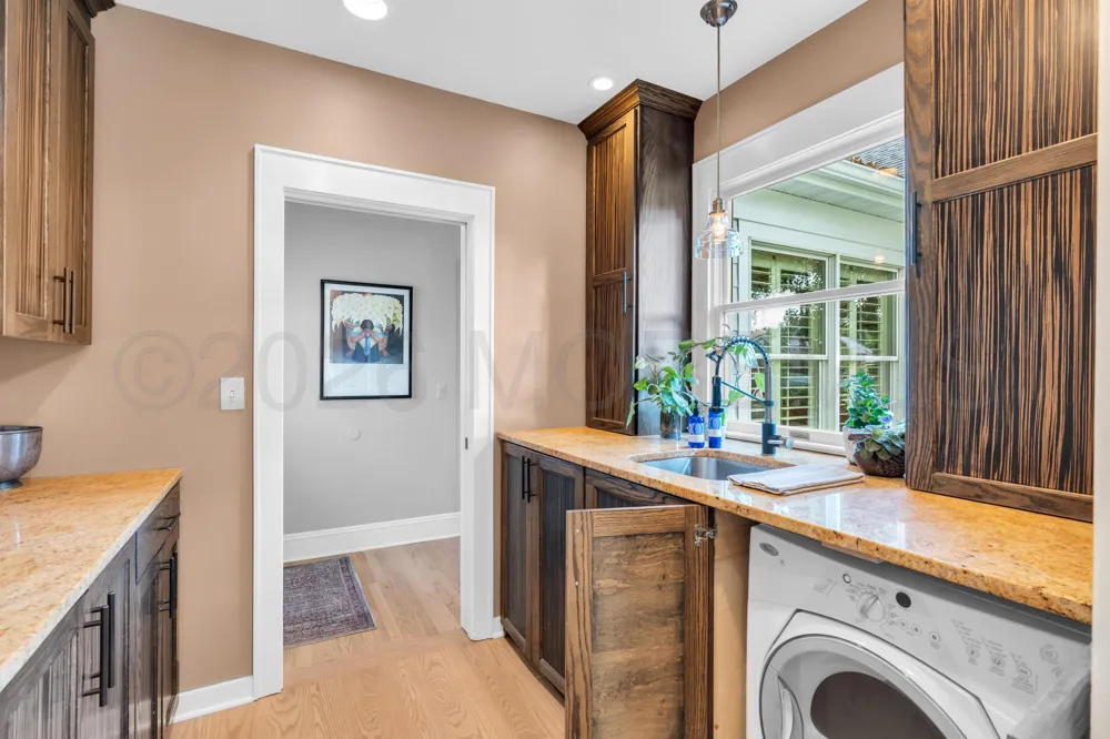 206 Monmouth Avenue Atlantic Highlands, NJ 07716