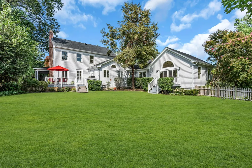 206 Monmouth Avenue Atlantic Highlands, NJ 07716