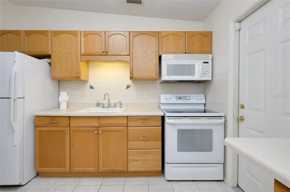 3514 32ND STREET W Bradenton, FL 34205