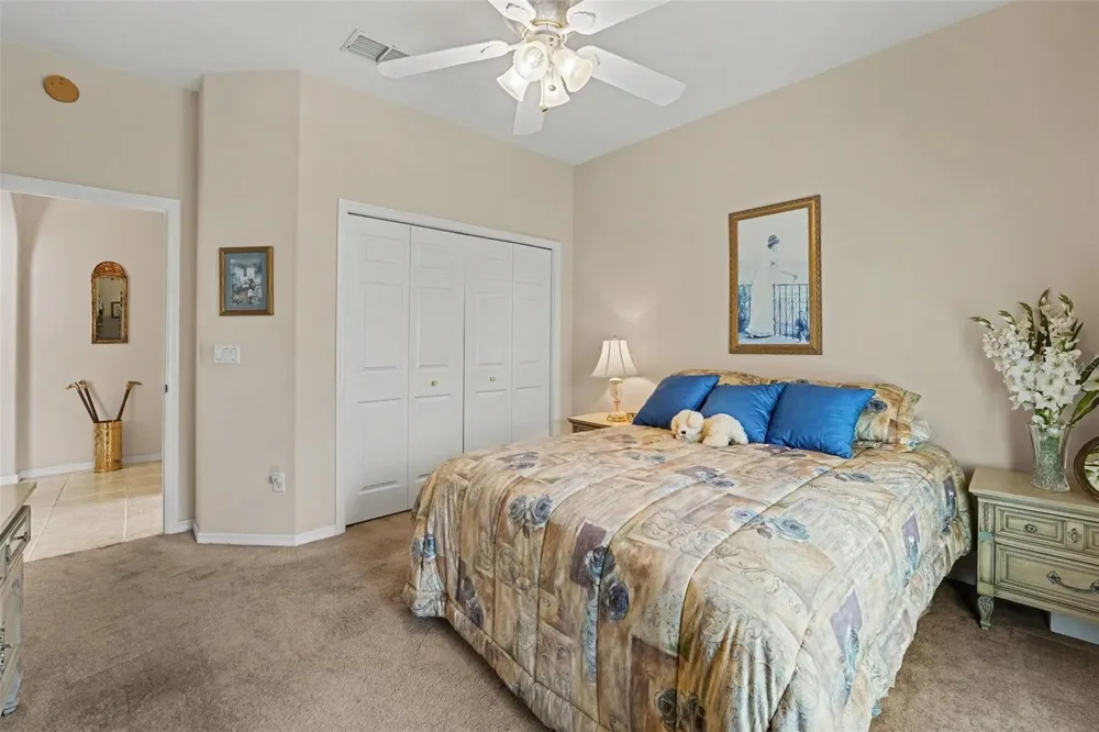 302 HIGH VISTA DRIVE Davenport, FL 33837
