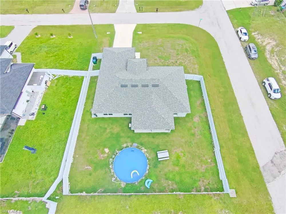 2000 NW 9th Street Cape Coral, FL 33993