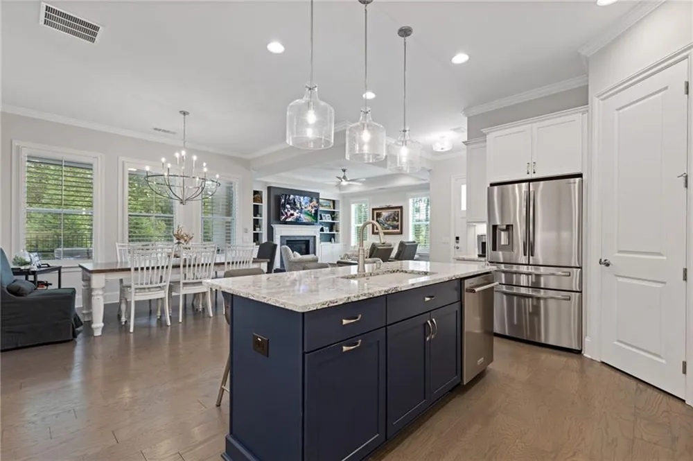 134 Kingwood Drive Woodstock, GA 30188
