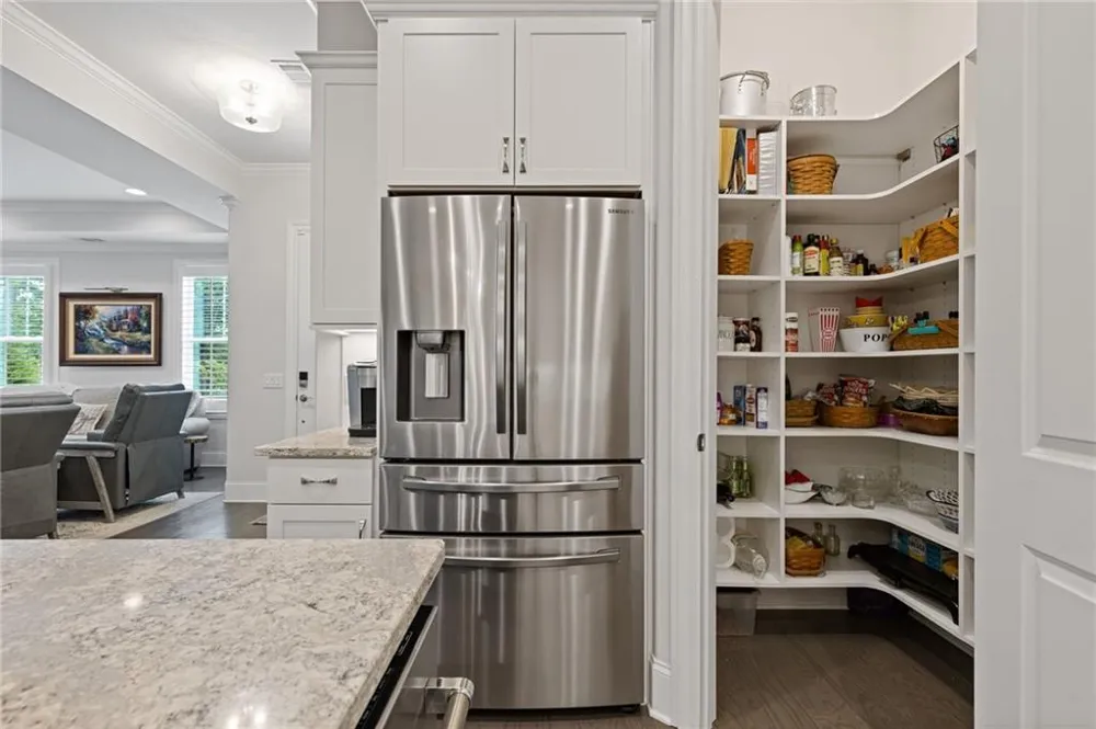 134 Kingwood Drive Woodstock, GA 30188