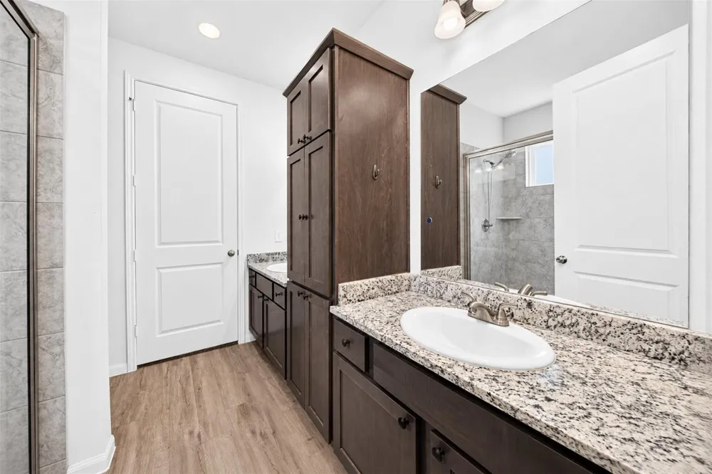 3007 Sand Drive Huntsville, TX 77340