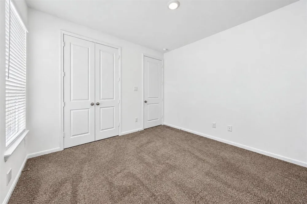 3007 Sand Drive Huntsville, TX 77340