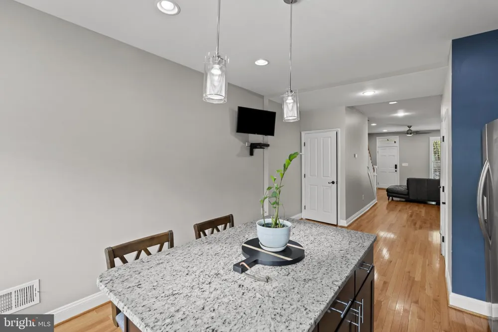 1036 MCDONOGH STREET Baltimore, MD 21205