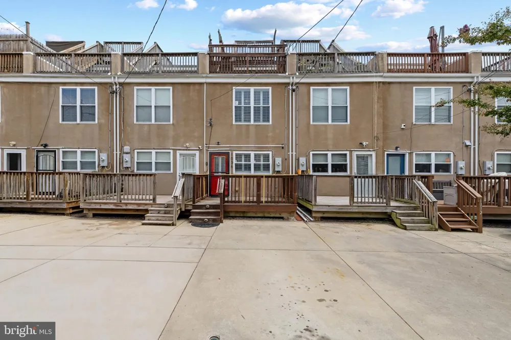 1036 MCDONOGH STREET Baltimore, MD 21205