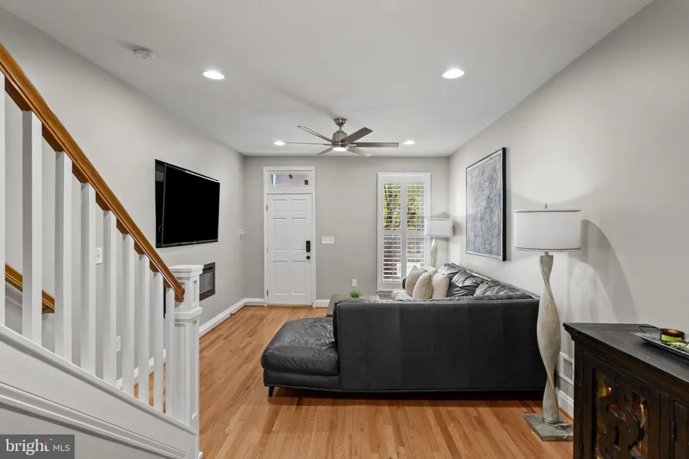 1036 MCDONOGH STREET Baltimore, MD 21205