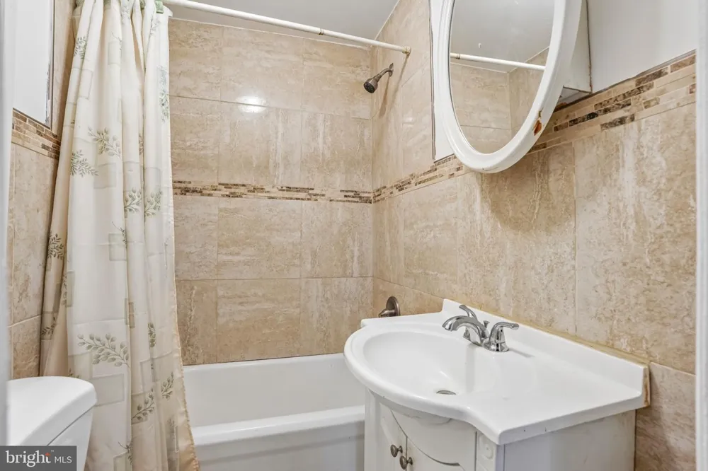 3207 UNRUH AVENUE Philadelphia, PA 19149