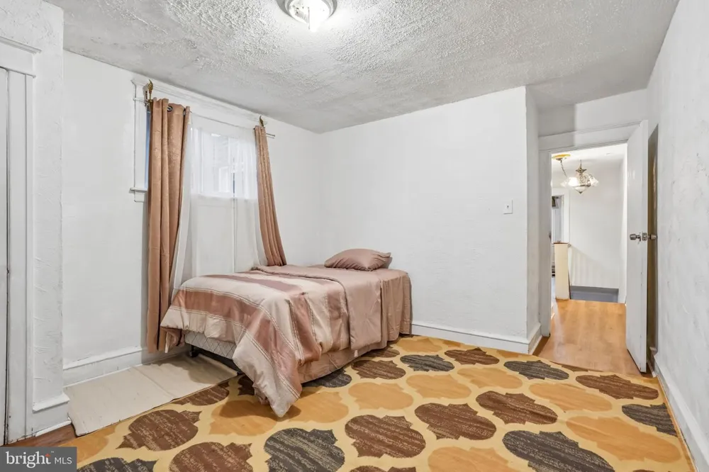 3207 UNRUH AVENUE Philadelphia, PA 19149