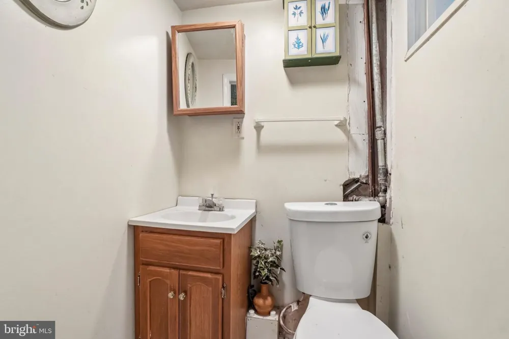 3207 UNRUH AVENUE Philadelphia, PA 19149