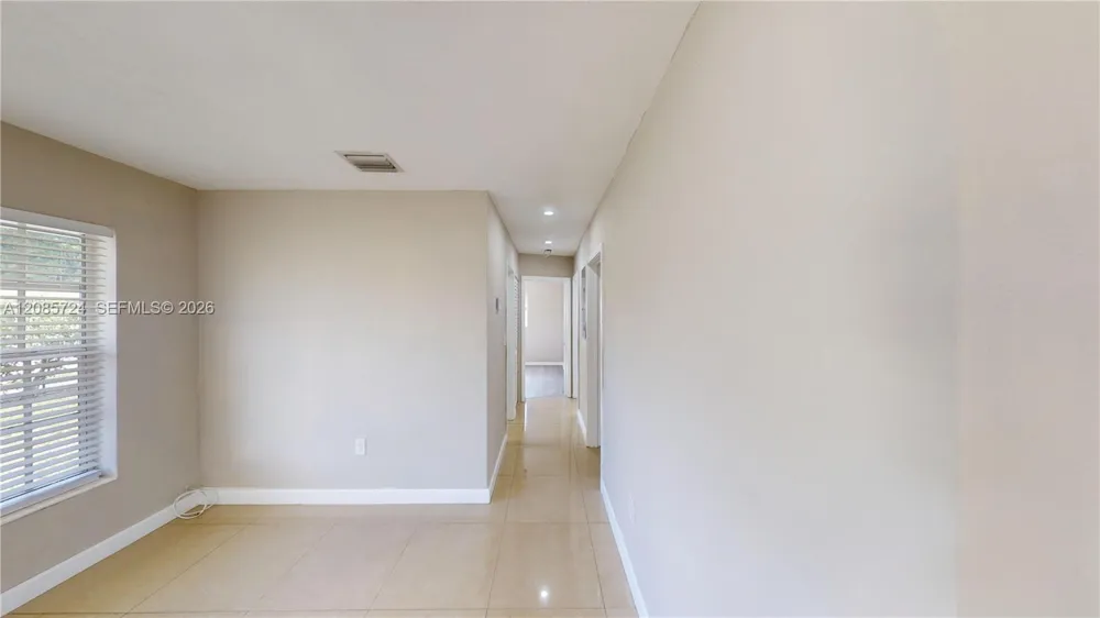 3354 NW 181st St Miami Gardens, FL 33056