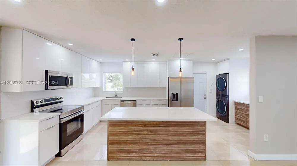 3354 NW 181st St Miami Gardens, FL 33056