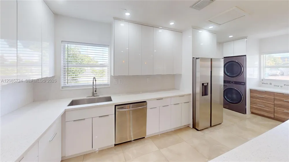 3354 NW 181st St Miami Gardens, FL 33056