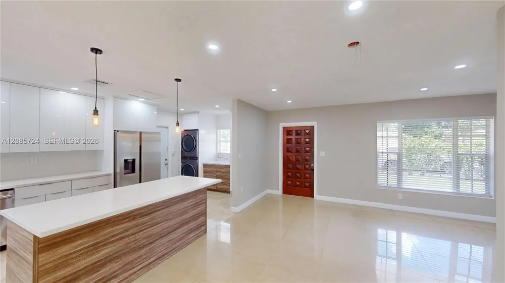 3354 NW 181st St Miami Gardens, FL 33056