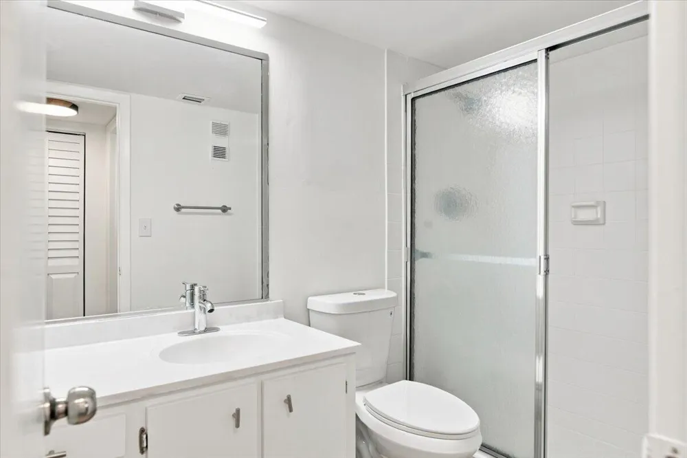 1100 COLONY POINT CIRCLE #121 Pembroke Pines, FL 33026