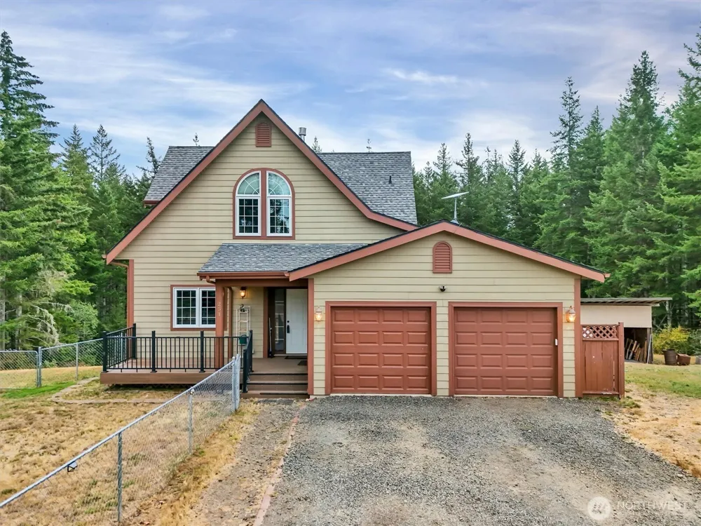 251 E Jobes Court Belfair, WA 98528