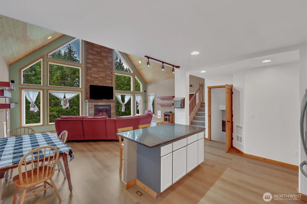 251 E Jobes Court Belfair, WA 98528